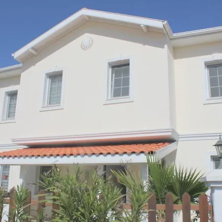 Villa Serin *